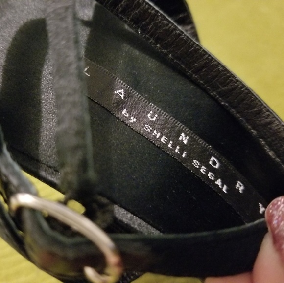 Donating Soon..LAUNDRY Black Strap High Heel-8M - Picture 2 of 4